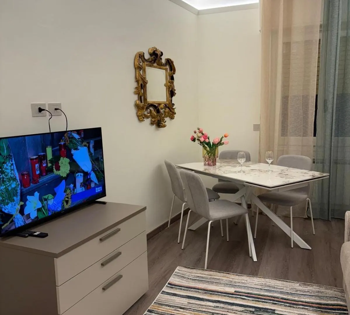 Welcome Riviera-Mazzini 30 Ristrutturato Aprile 2025- Bagno E Arredamenti Nuovi- Centralissimo A 100 M Dalle Spiaggie - Vicinissimo A Ristoranti Bar Supermercati La Scelta Ideale Per Un Soggiorno Perfetto Parcheggio A 15 Euro Al Giorno, Da Prenotare Rapallo Apartment